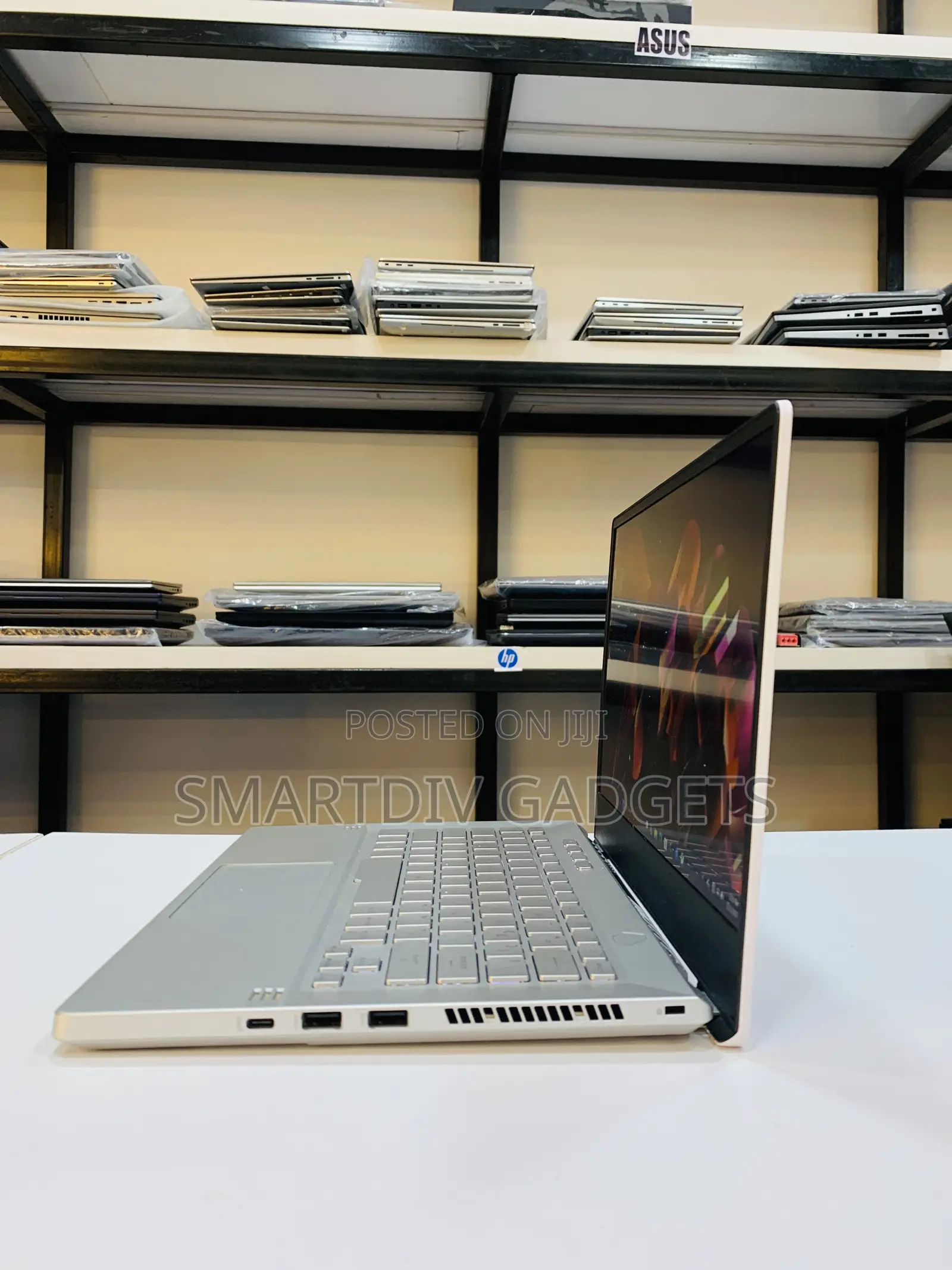 Laptop Asus ROG Zephyrus G14 16GB AMD Ryzen 9 SSD 1T
