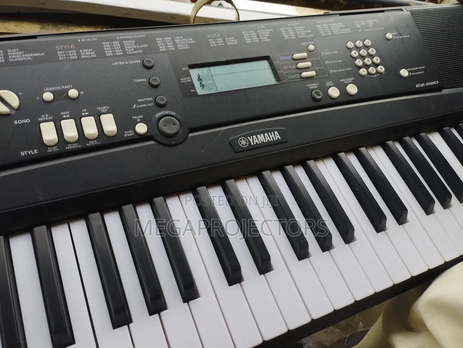 Yamaha Piano Z-220