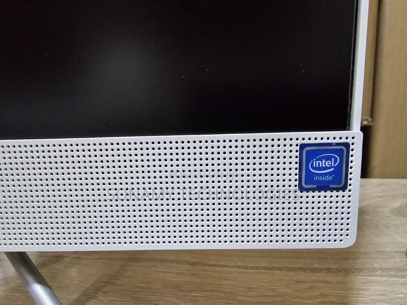 New Desktop Computer HP AiO 22 4GB Intel HDD 1T