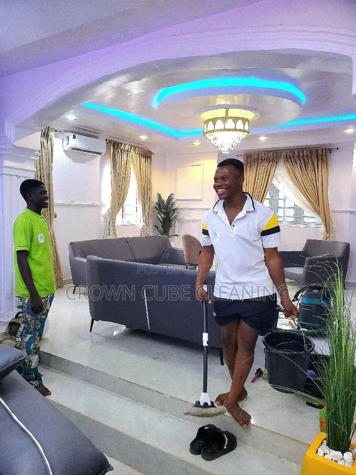 Commercial Cleaning /Sofa Cleaning Services