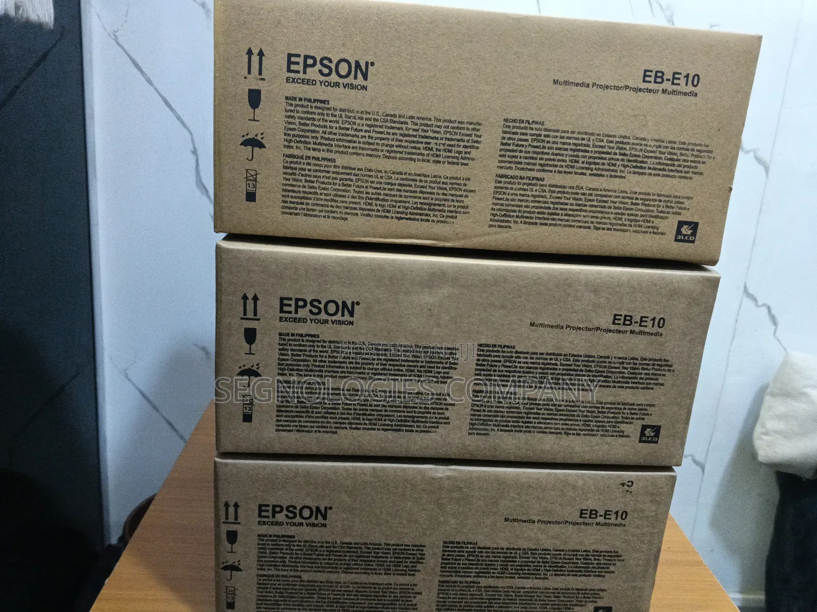Epson Eb-E10 3600 Lumens Projector