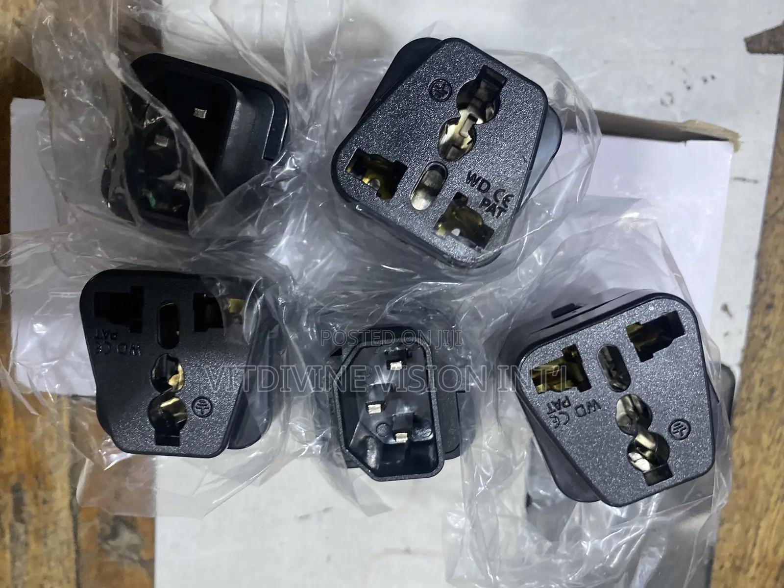 Ups Power Adapter C14 Male to C13 Universal Female
