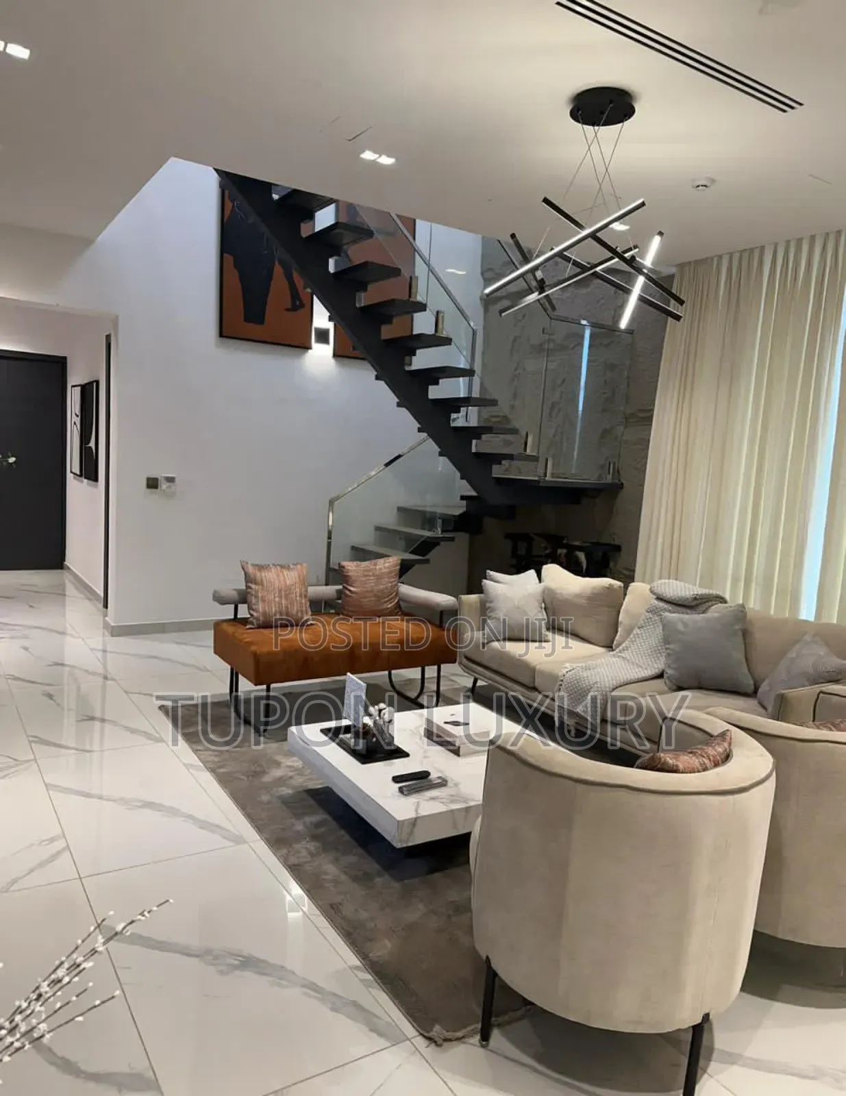 Luxury and Spacious 3 Bedroom Penthouse With Balconies, Pool and Gym