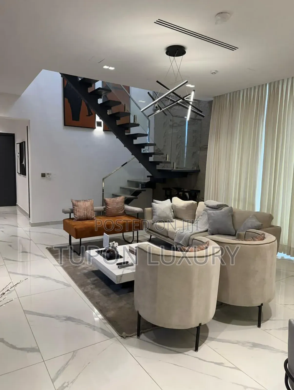 Luxury and Spacious 3 Bedroom Penthouse With Balconies, Pool and Gym