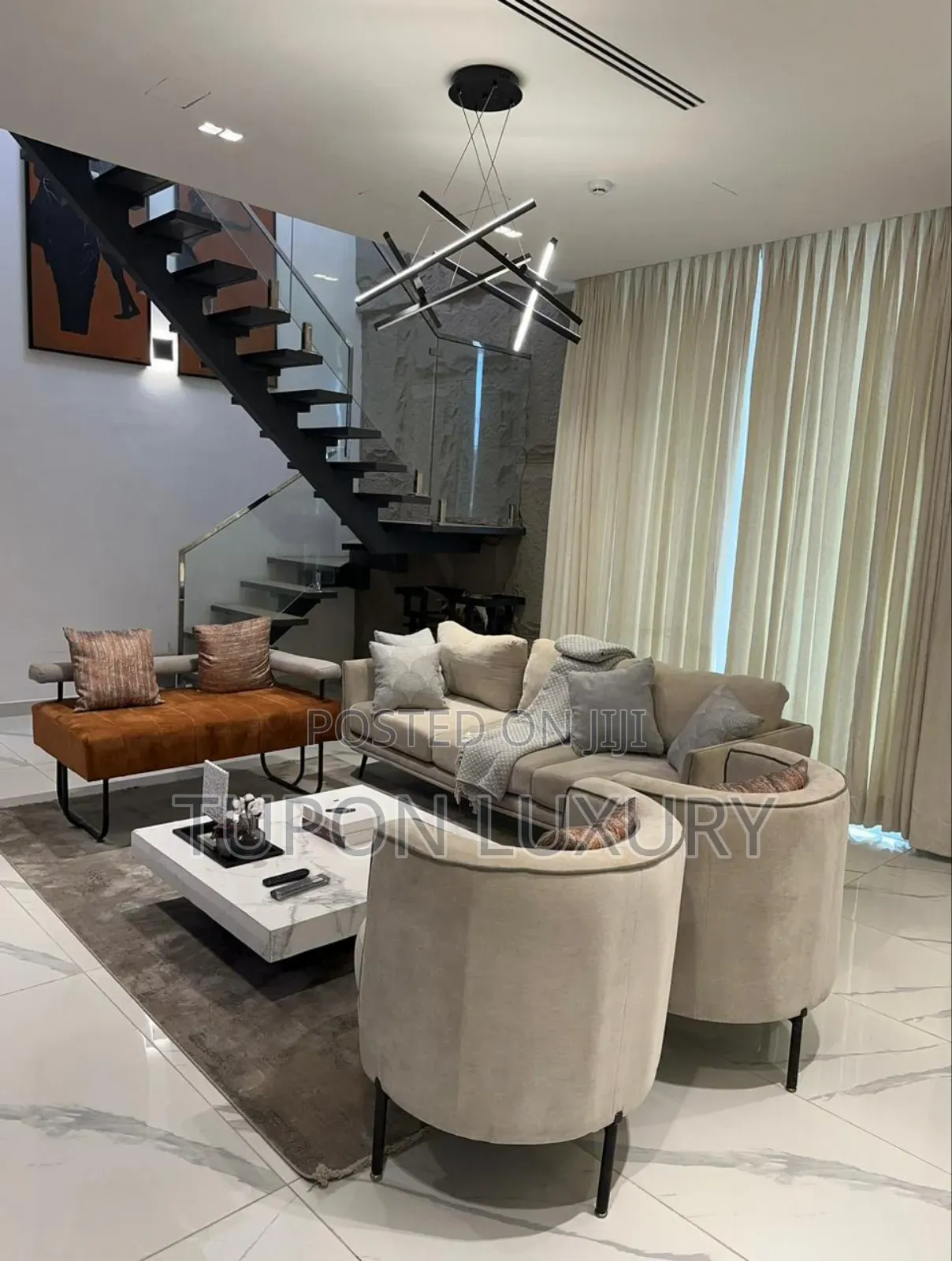 Luxury and Spacious 3 Bedroom Penthouse With Balconies, Pool and Gym