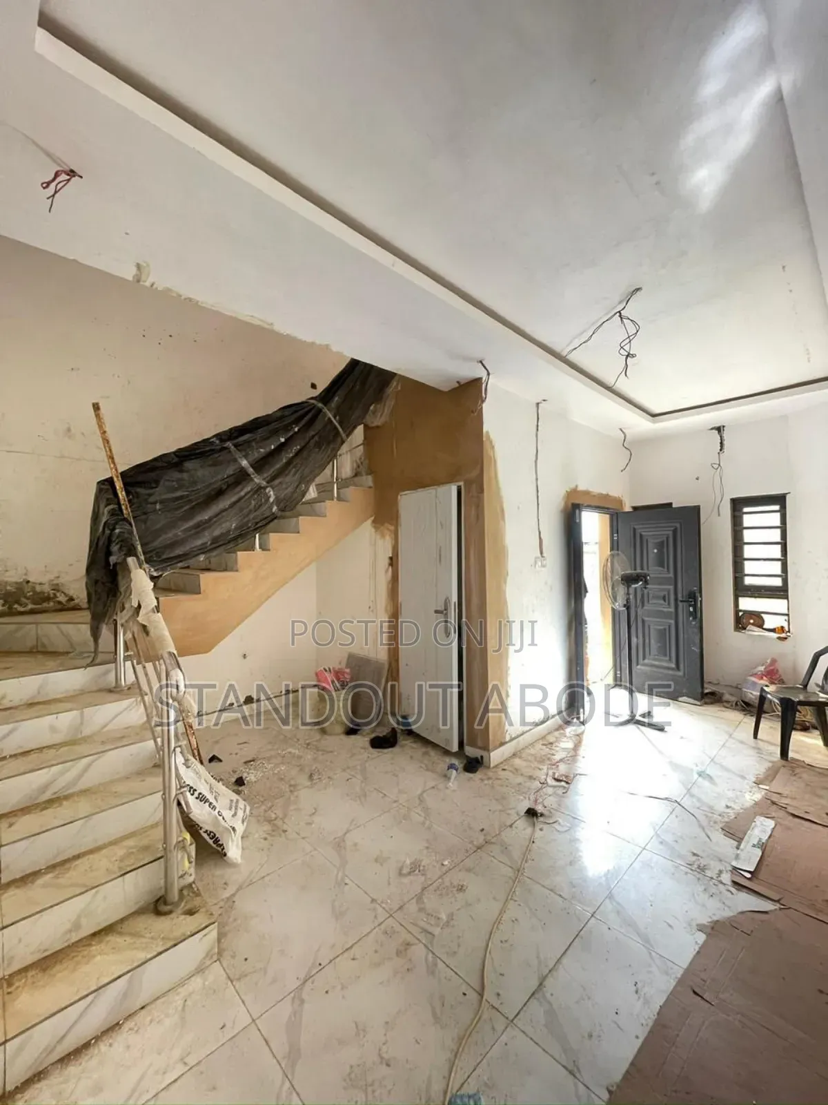 4bdrm Duplex in Surulere for sale