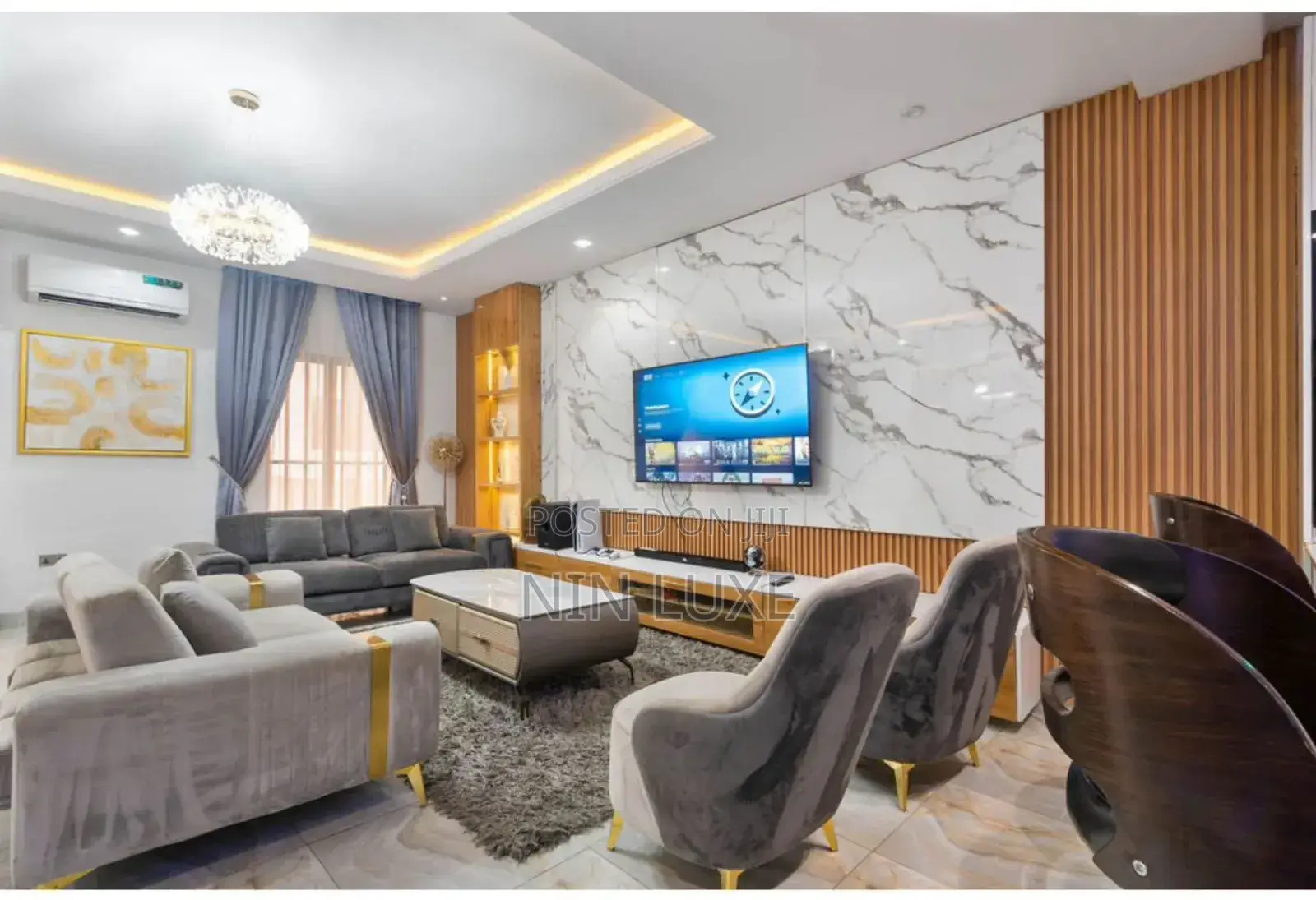 3 Bedroom Luxerious Serviced Apartment