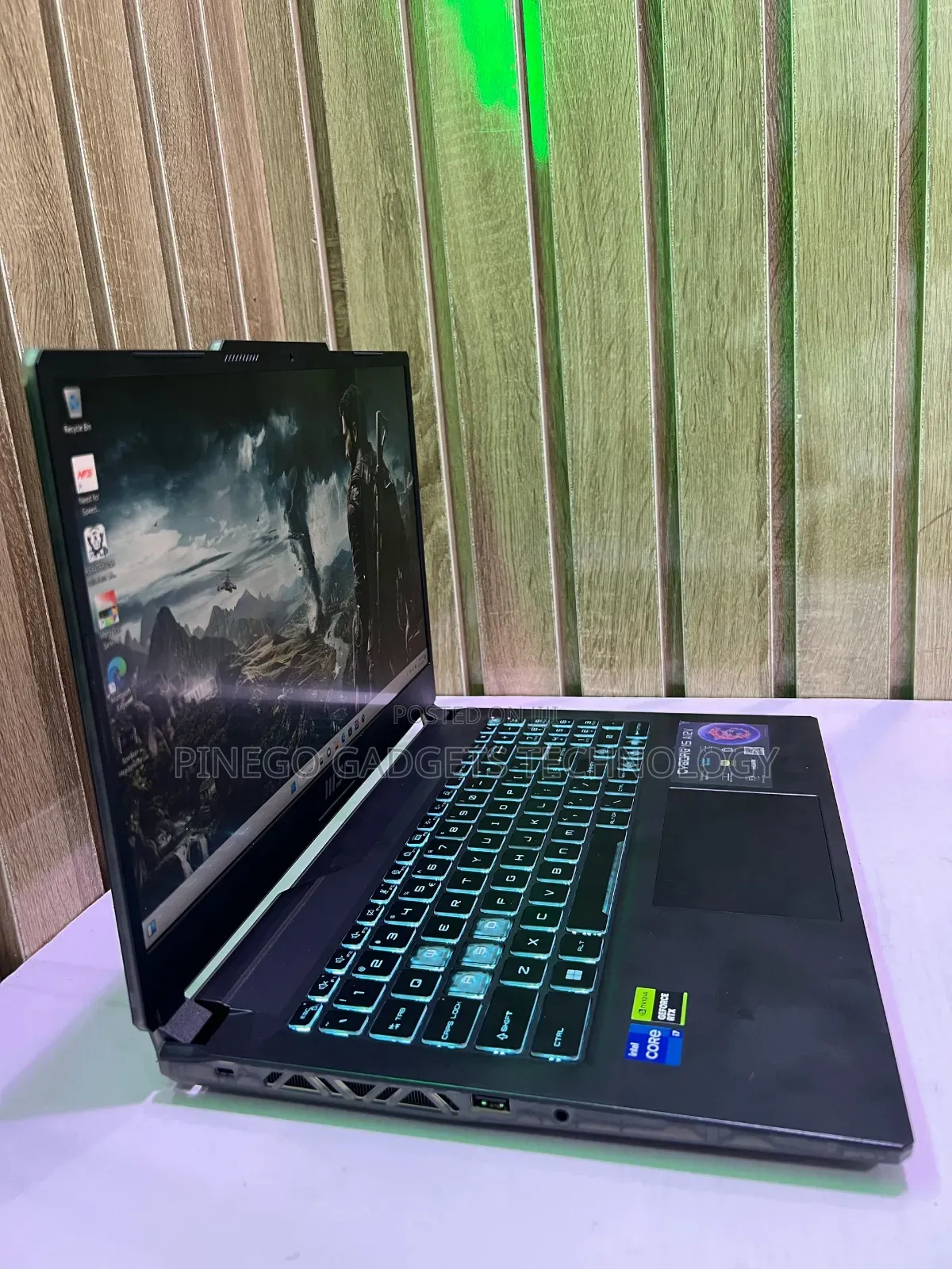 Laptop MSI Cyborg 15 16GB Intel Core I7 SSD 512GB