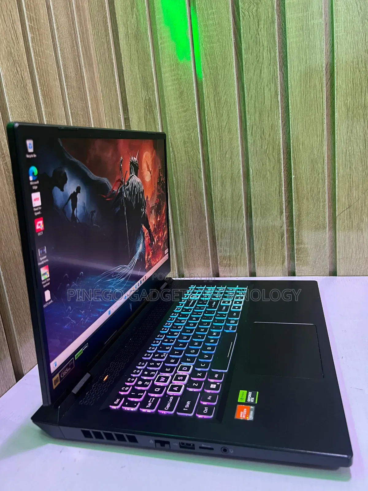 Laptop Acer Aspire v Nitro 16GB AMD Ryzen 7 SSD 1T
