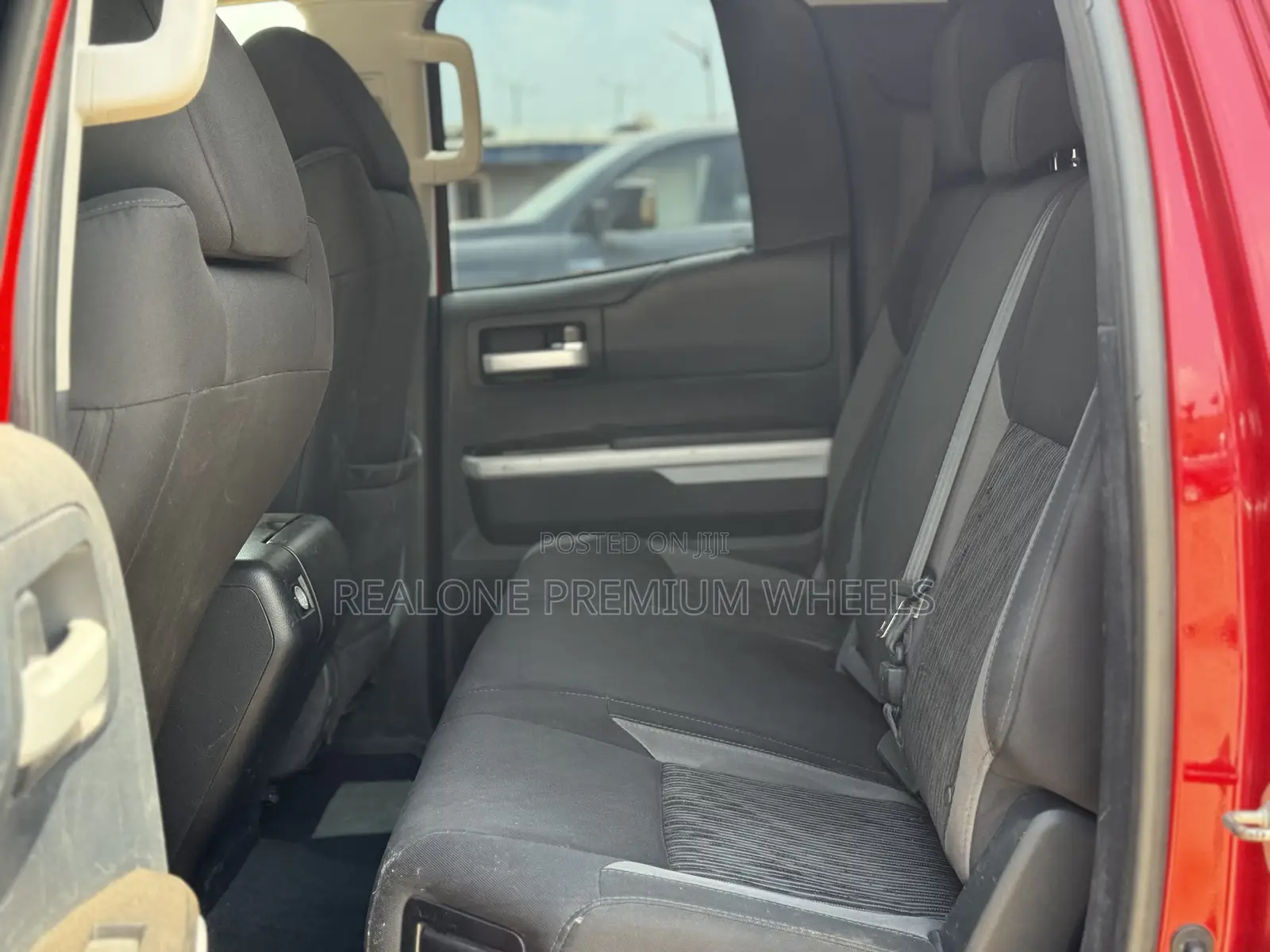 Toyota Tundra SR5 FFV 4dr Double Cab 4WD SB (5.7L 8cyl 6A) 2014 Red