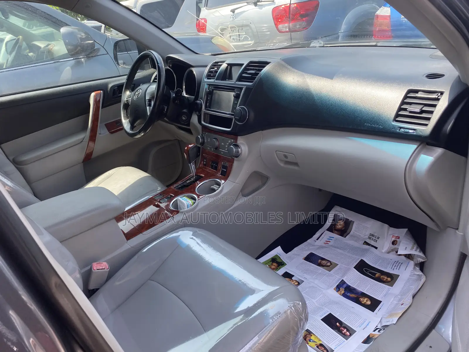 Toyota Highlander 3.5L 2WD 2013 Gray