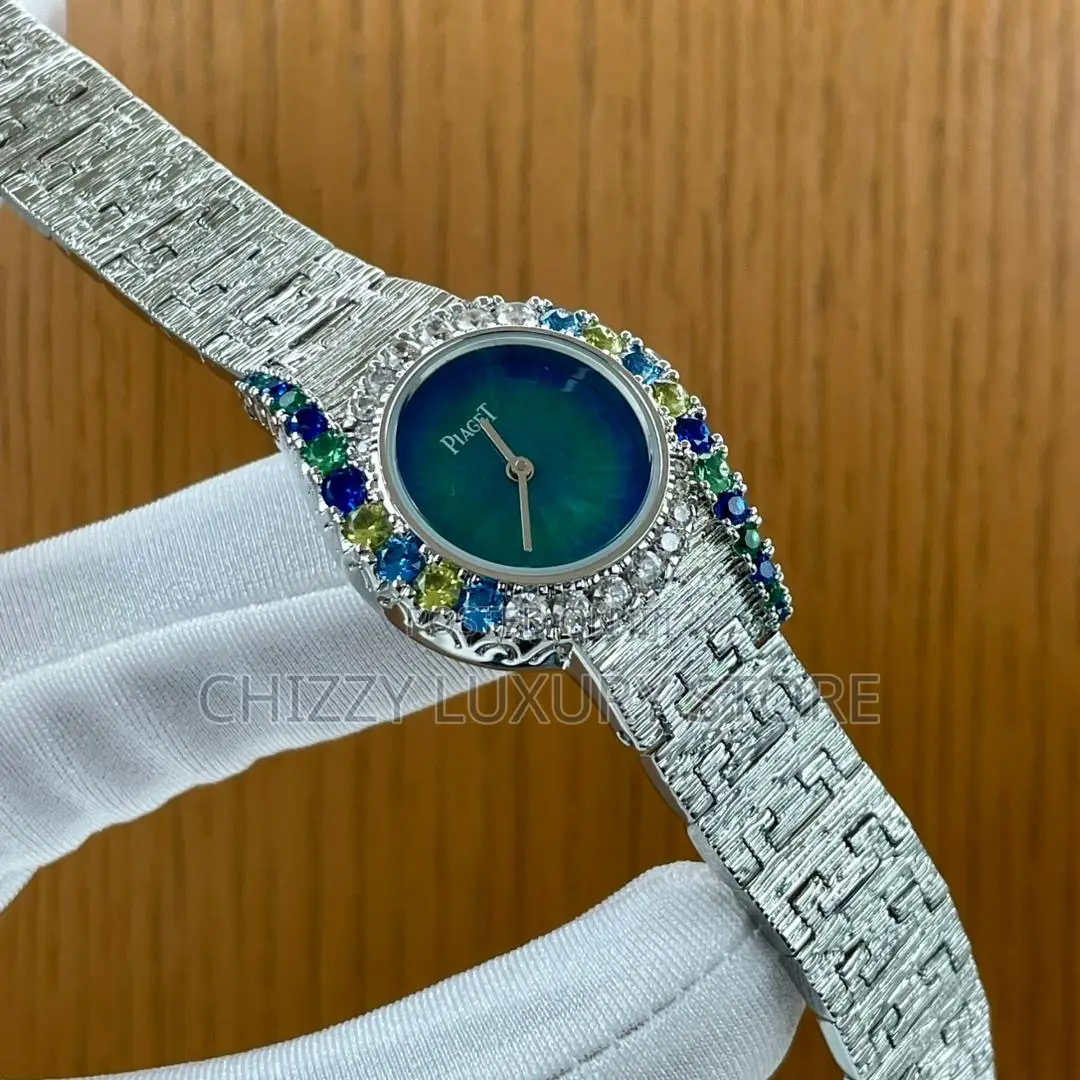 Piaget Quality Luxury Ladies Iced Face Wristwatch