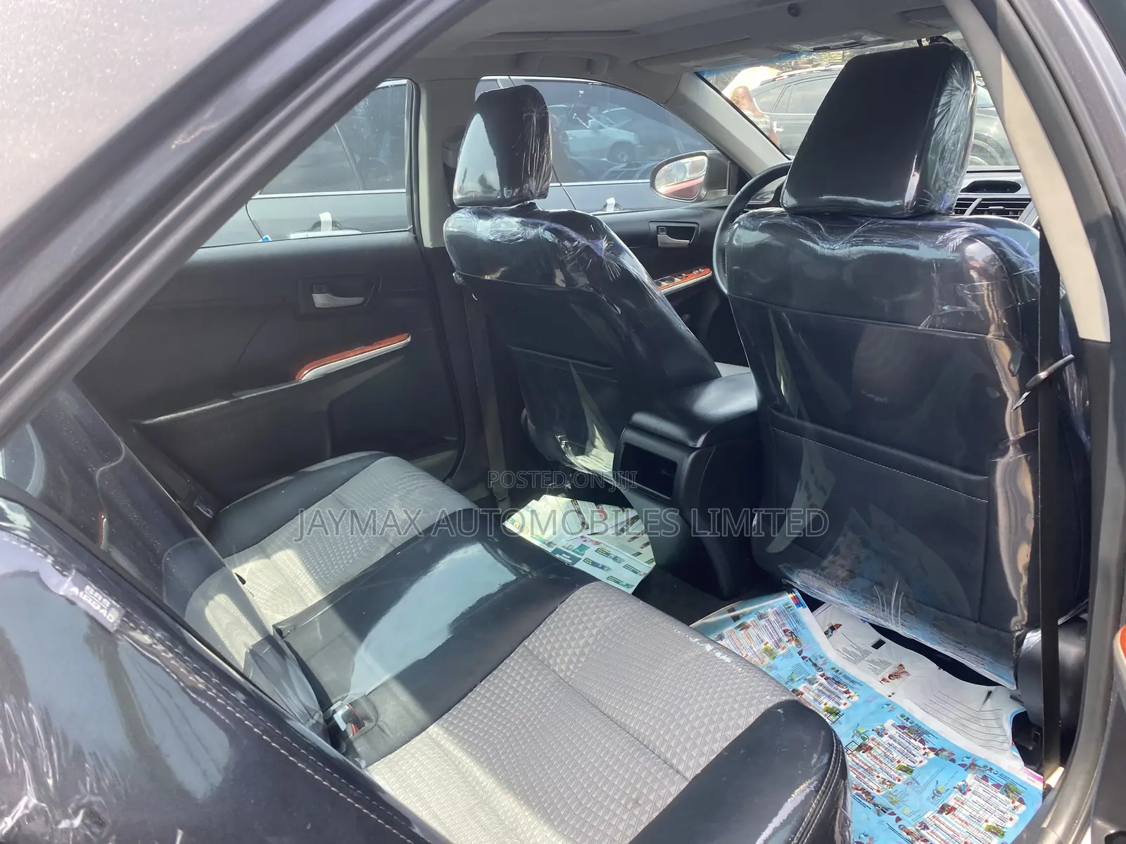 Toyota Camry SE 4dr Sedan (2.5L 4cyl 6A) 2013 Gray