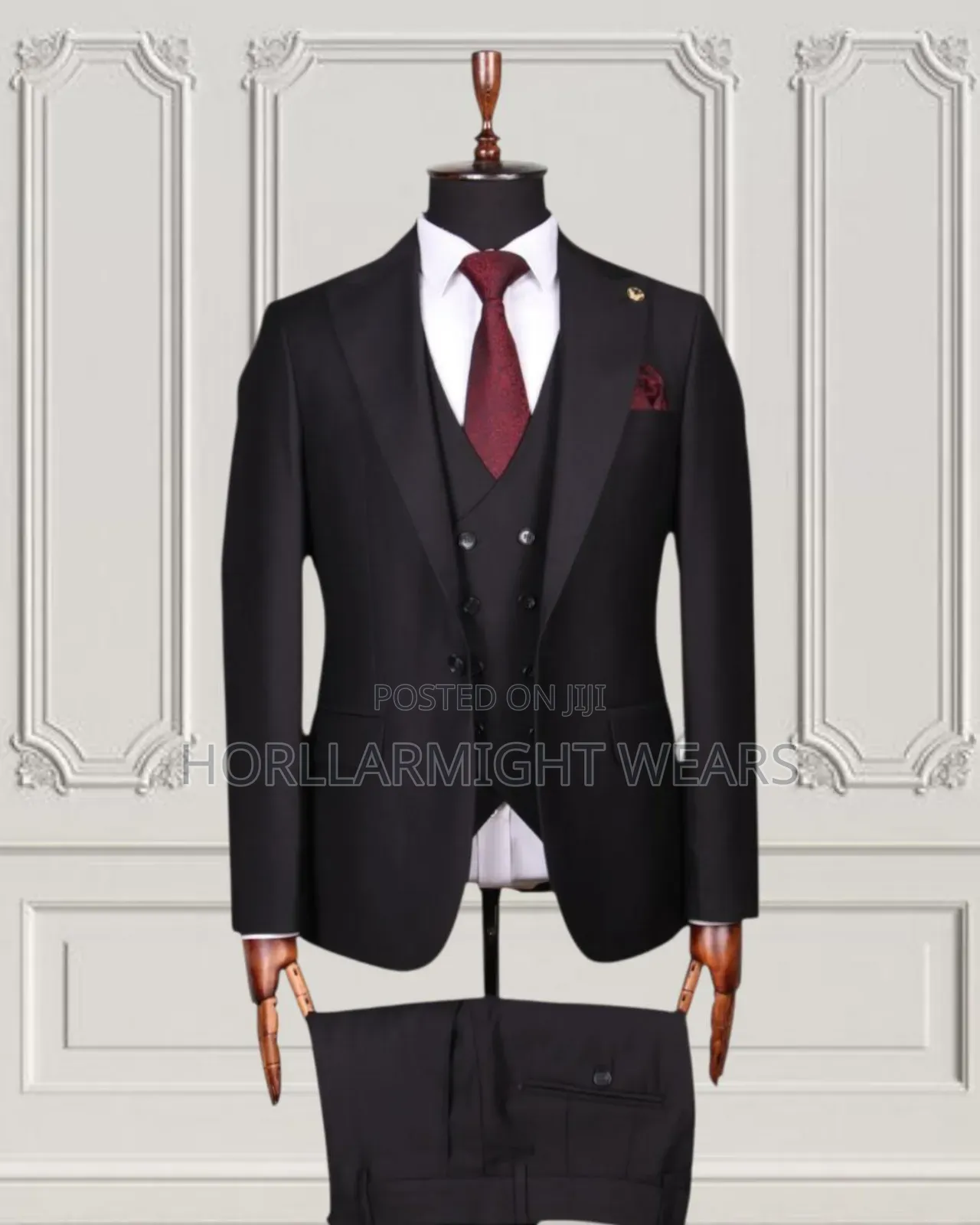 Mario Casas Turkey Suit
