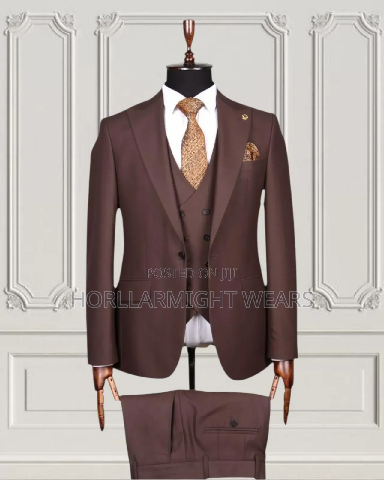 Mario Casas Turkey Suit