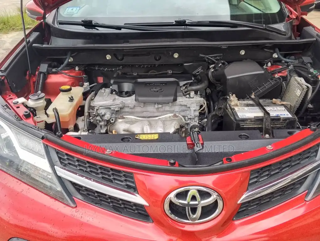 Toyota RAV4 Limited 4dr SUV (2.5L 4cyl 6A) 2014 Red
