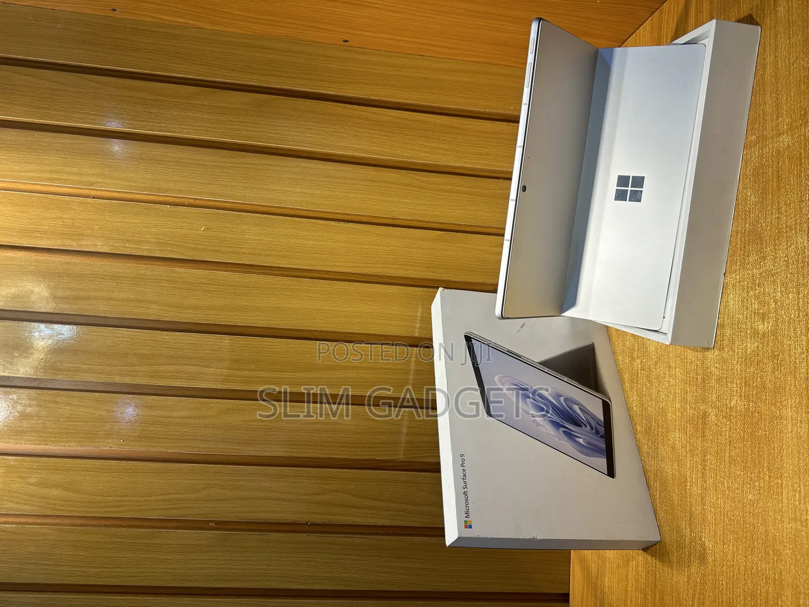Laptop Microsoft Surface Pro 9 8GB Qualcomm Snapdragon X Plus SSD 256GB