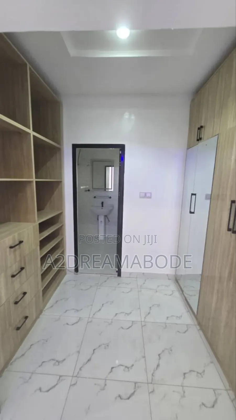 4bdrm Duplex in Omole Phase 2 for rent