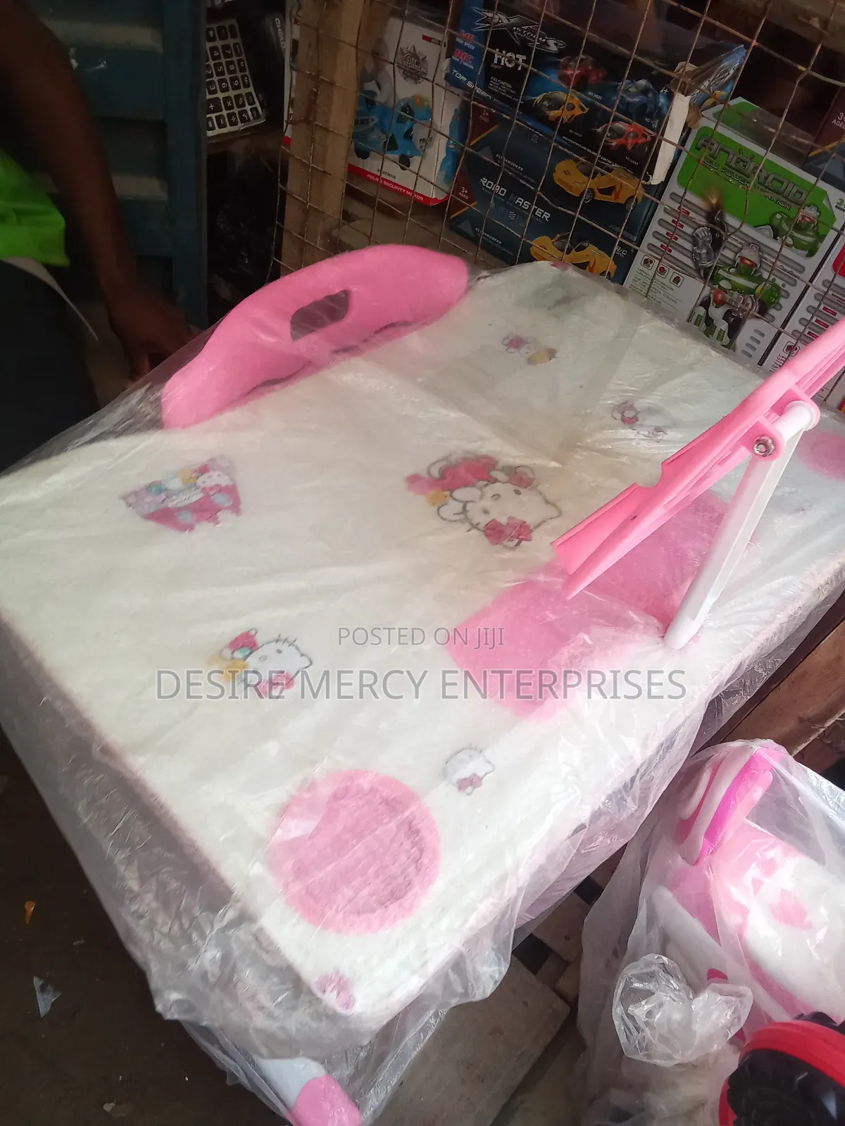 Child Reading Desk and Chair