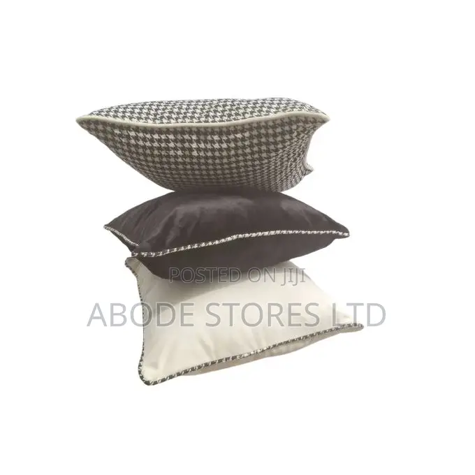 18 X 18 Inch 3 Pc Monochrome Decorative Throw Pillow