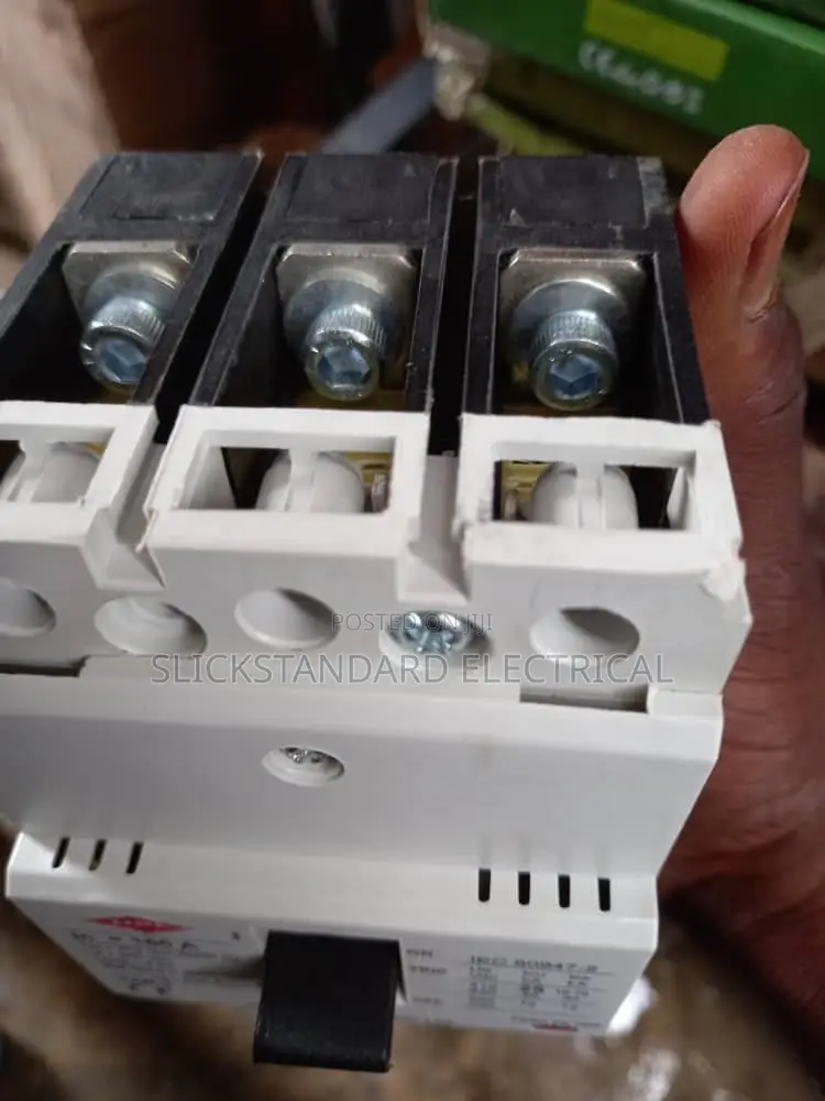 100 Amps Breaker Circuits
