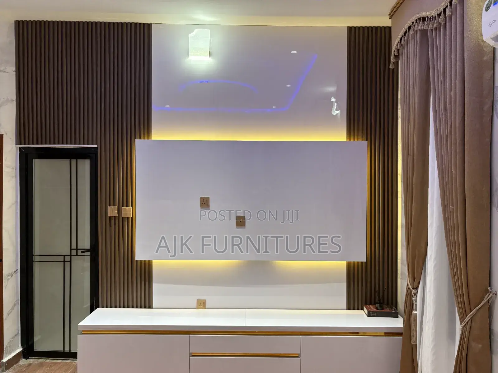 Wall Cladding T.V Unit