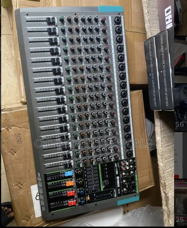 Yamaha 16channels Mixer, With Us Direct Recording, and Eq