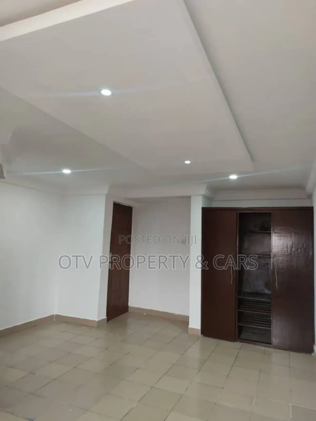 Furnished 5bdrm Duplex in Banana Island for sale