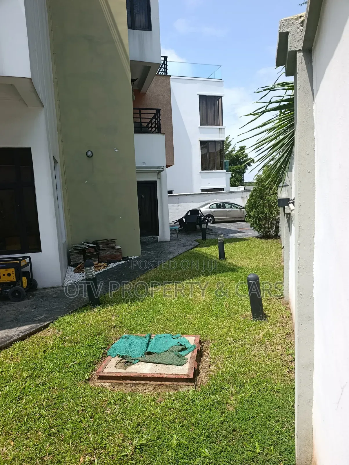 Furnished 5bdrm Duplex in Banana Island for sale