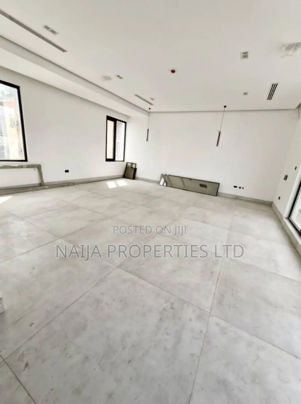 5bdrm Duplex in Off Bourdillon Rd, Ikoyi for sale