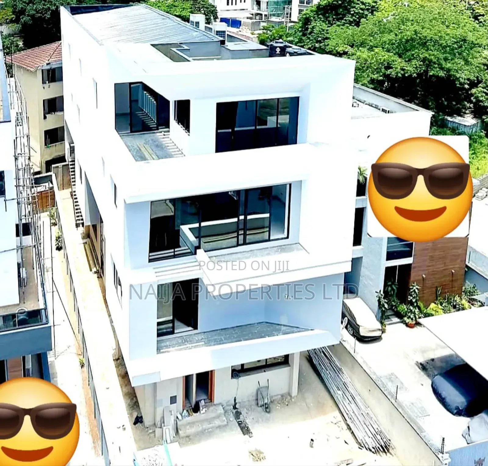 5bdrm Duplex in Off Bourdillon Rd, Ikoyi for sale