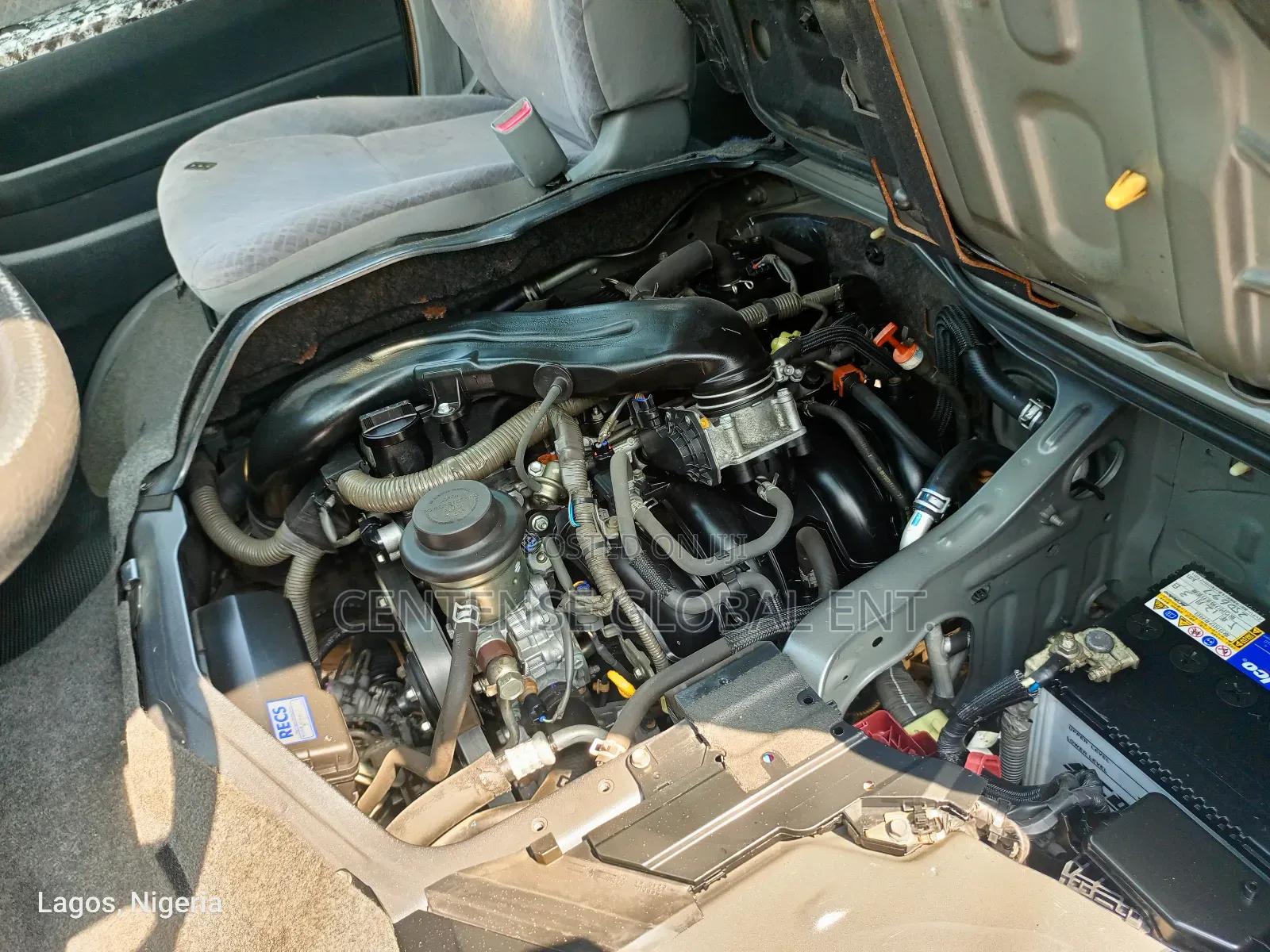 Toyota HiAce 2012 Grey