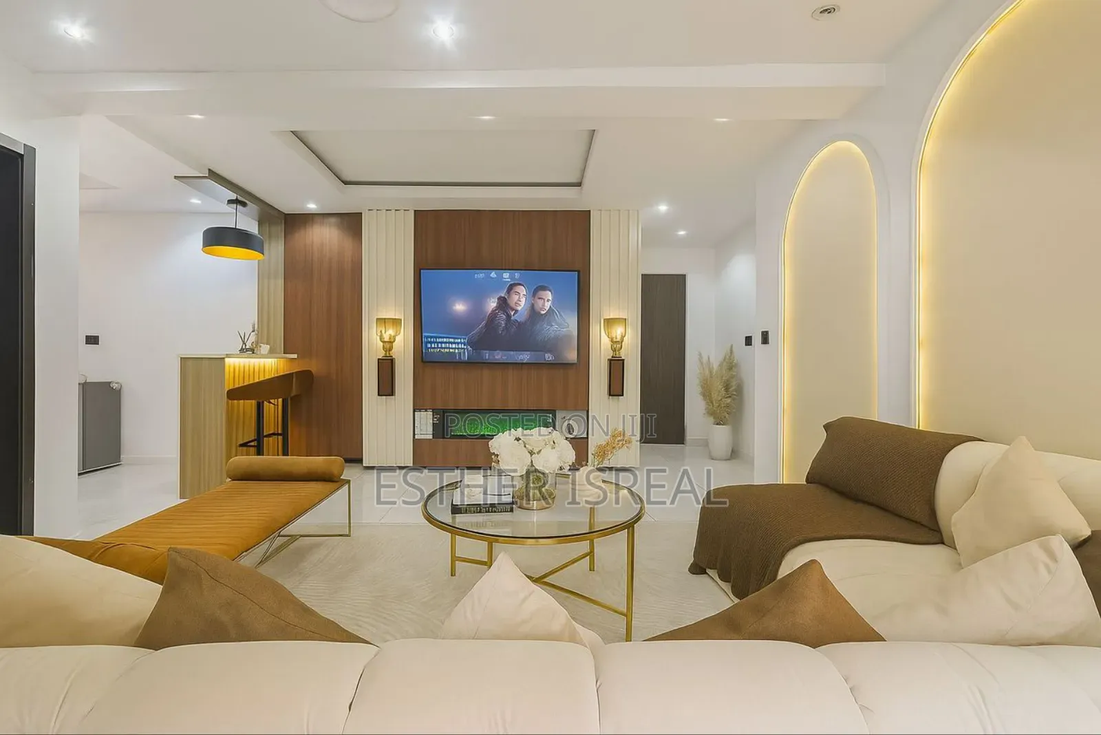 Light 1 Bedroom Apartment