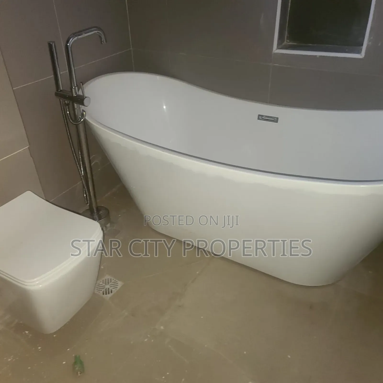 4bdrm Duplex in Ph 2, Omole Phase 2 for rent