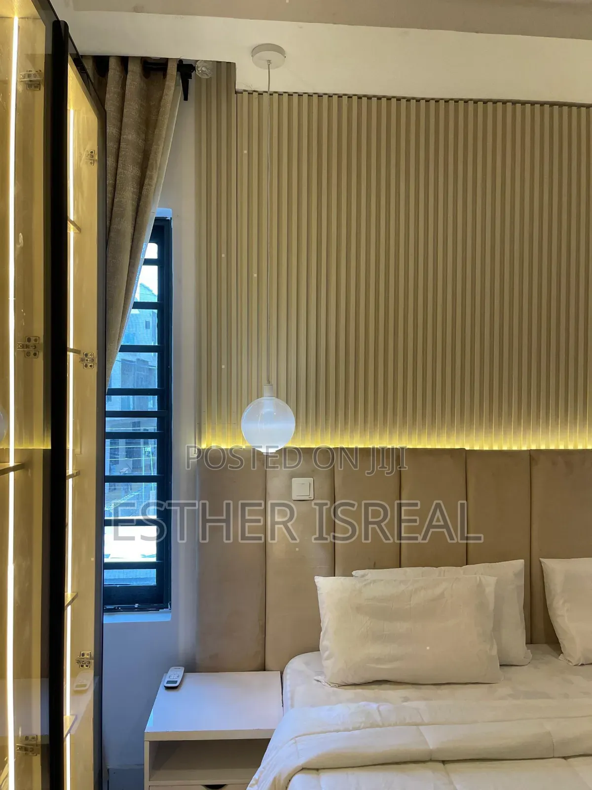 Angle 1 Bedroom Apartment