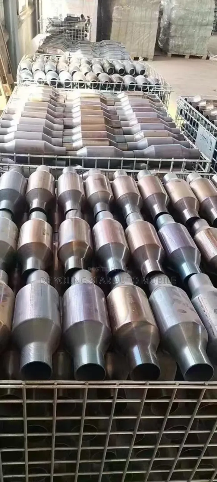 Centre Catalyst Converter for Different Vehicles