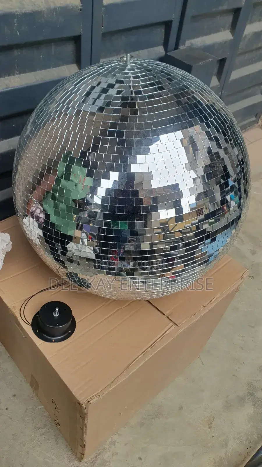 60 Cm Mirror Ball / Disco Bulb