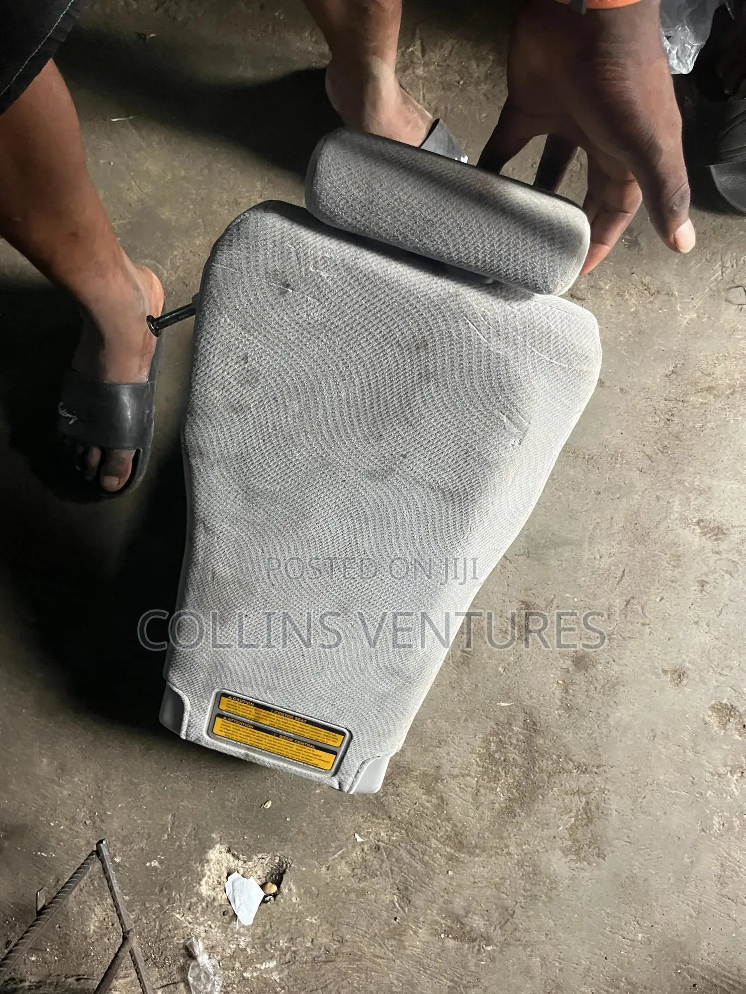 Small Middle Seat Toyota Sienna 2012-17 Available Fabric