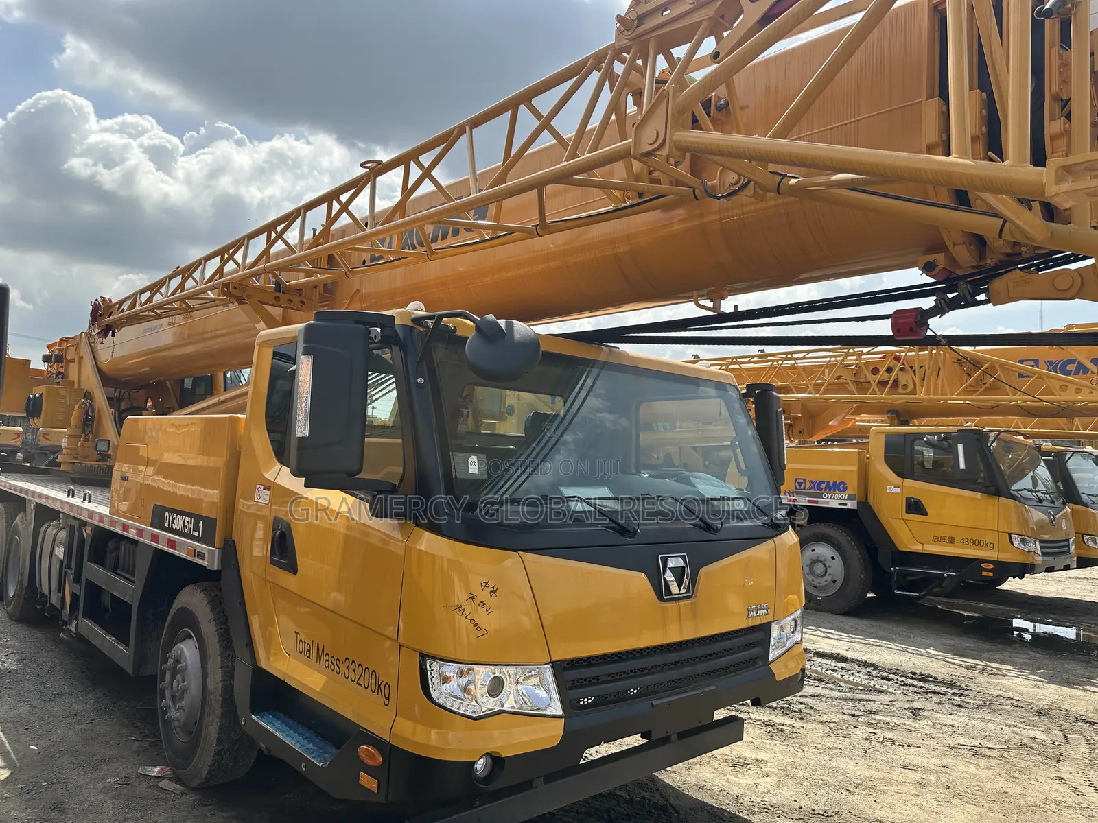 Brand New 25 Tons Mobile Crane Available for Sale - Lagos