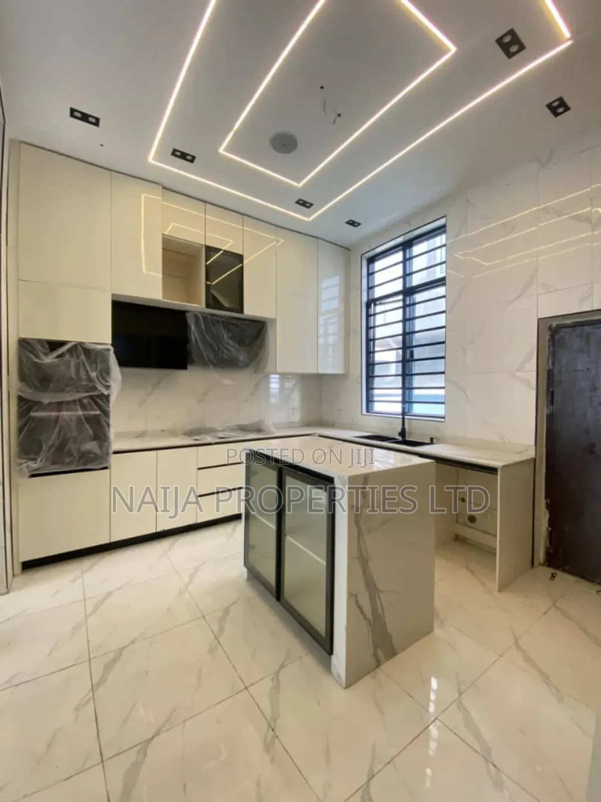 4bdrm Townhouse/Terrace in Ikate, Lekki for sale