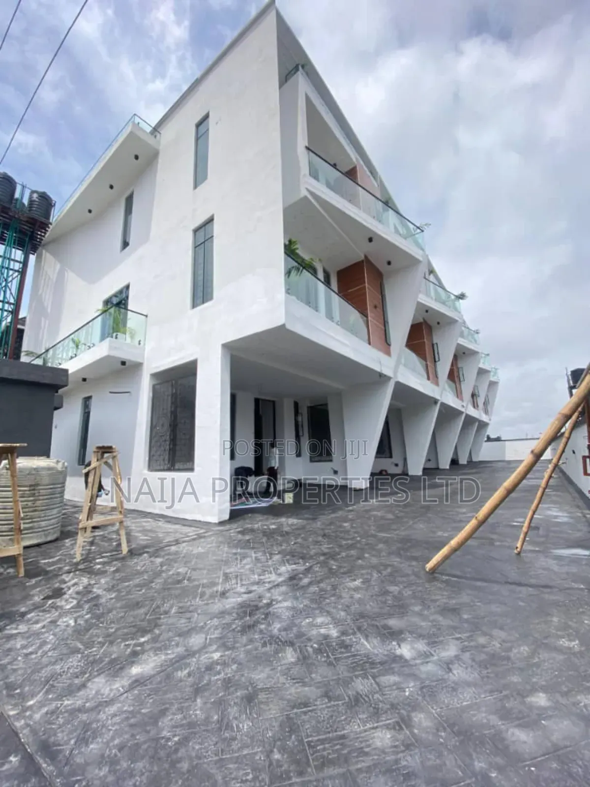 4bdrm Townhouse/Terrace in Ikate, Lekki for sale