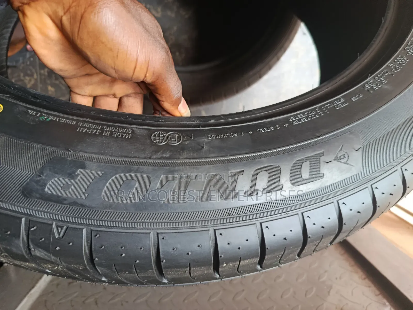 275/50r22 Dunlop Tyre