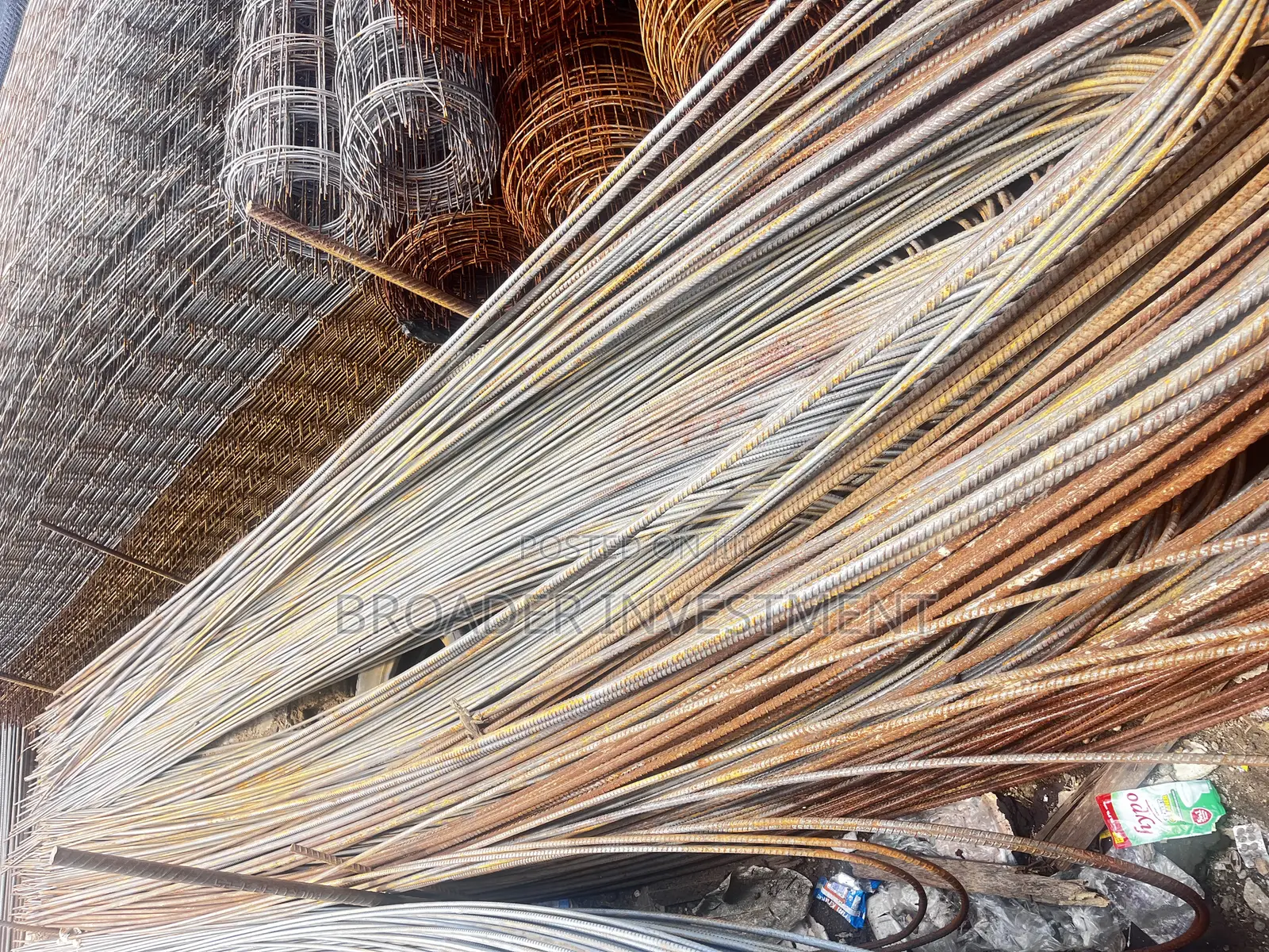 Full Gauge Standard Quality Reinforcement Iron Rod Rebar.