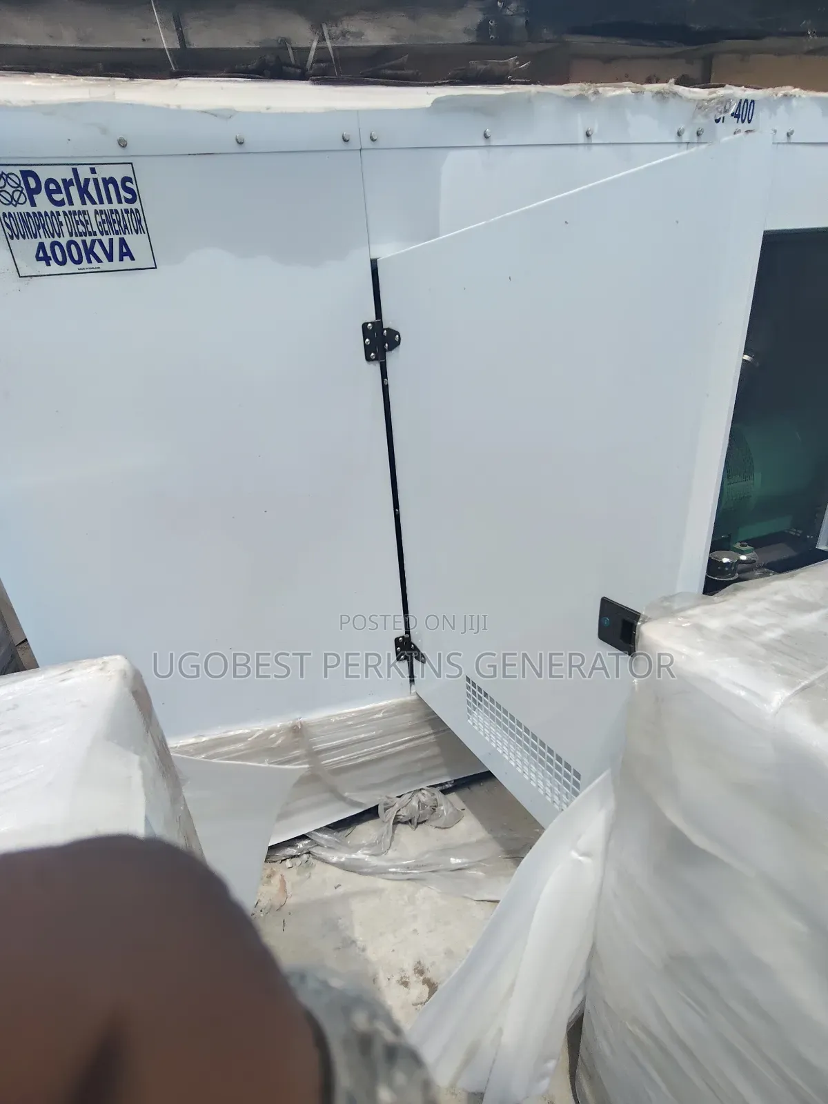 400kva Soundproof Generator Available With Two Years Warranty 