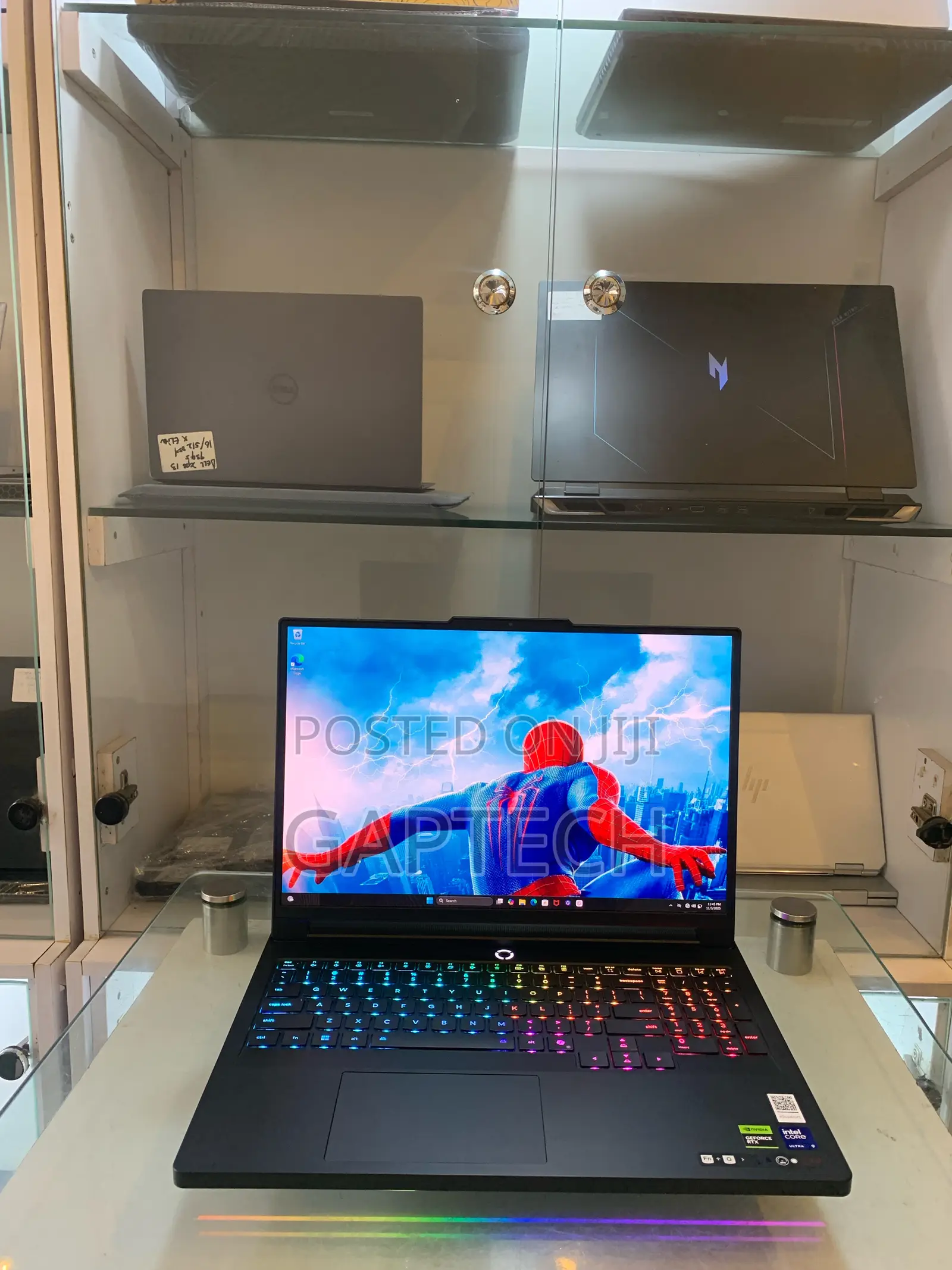 Laptop Lenovo Legion 7 32GB Intel Core Ultra 9 SSD 2T