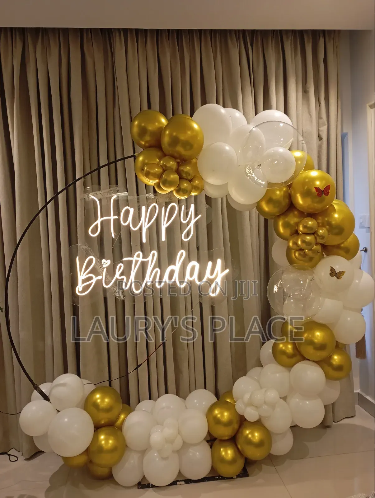White and Gold Balloon Decoration