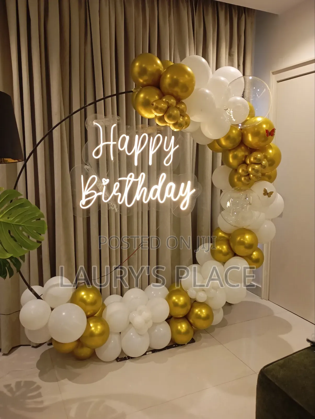 White and Gold Balloon Decoration