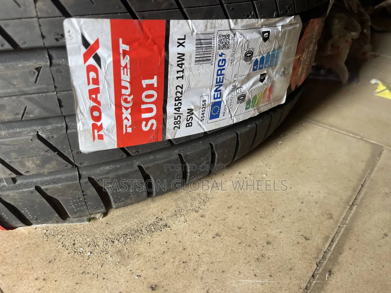 285 45 22 Brand New Tire Roadex Quality