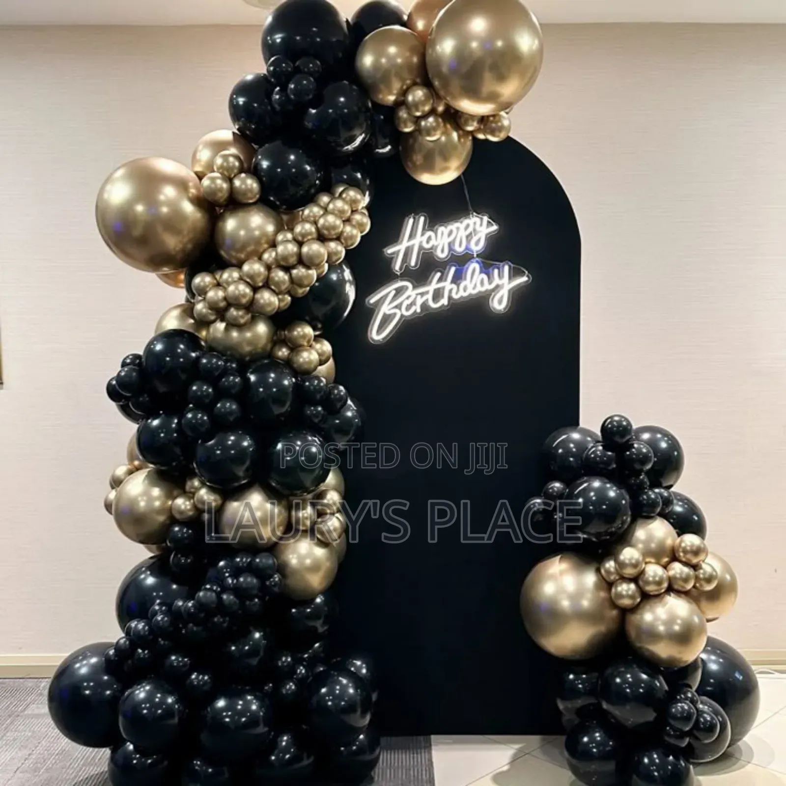 Black and Gold Balloon Decoration