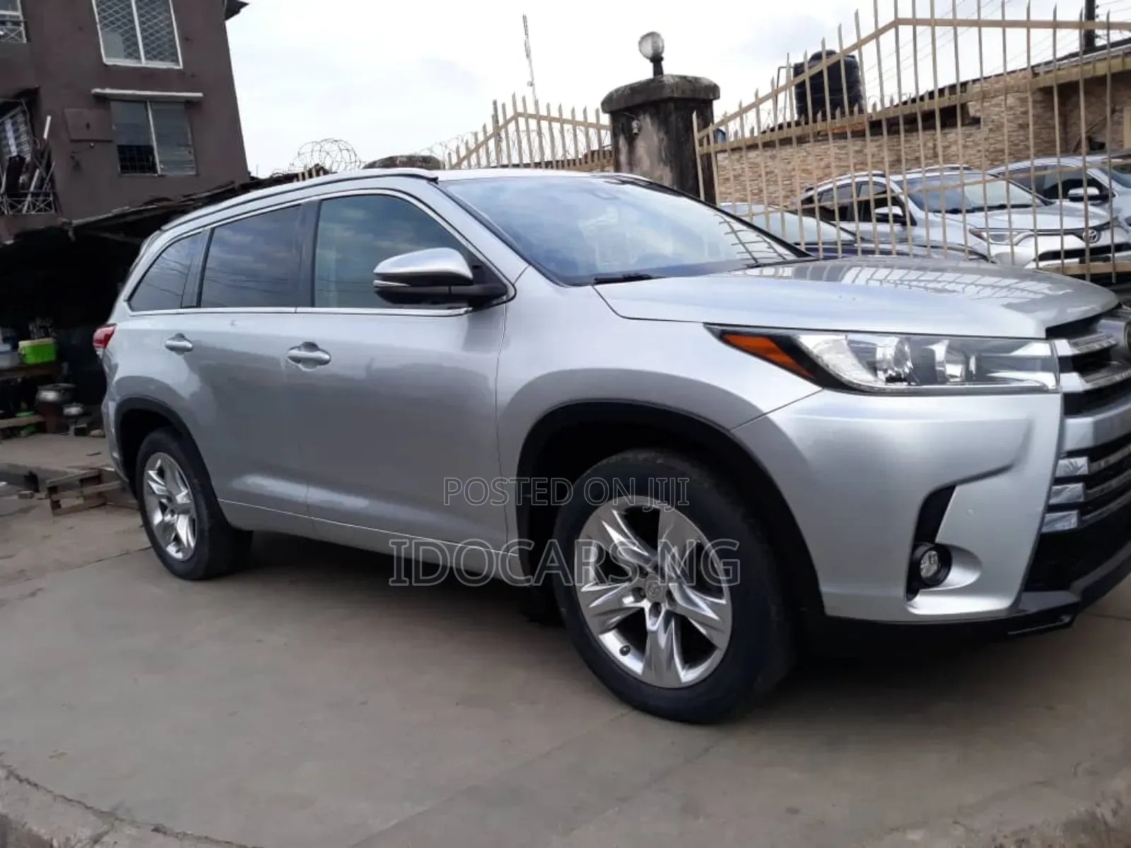 Toyota Highlander Limited Platinum 2019 Silver